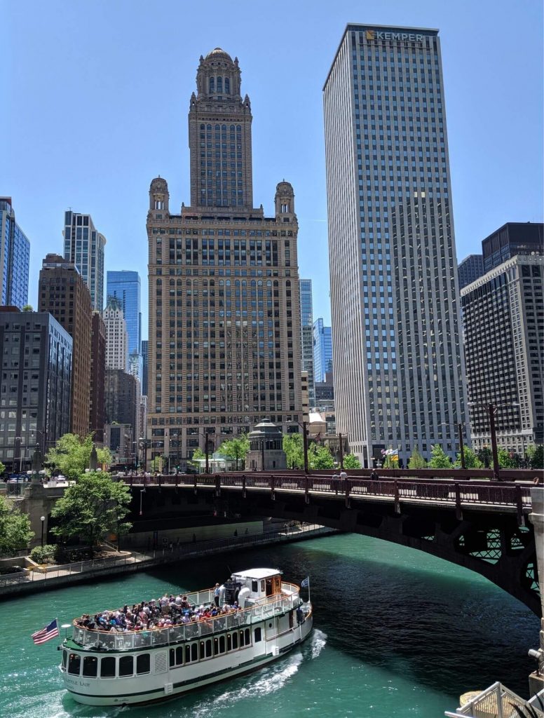 the Chicago River is one of the most Instagrammable places in Chicago