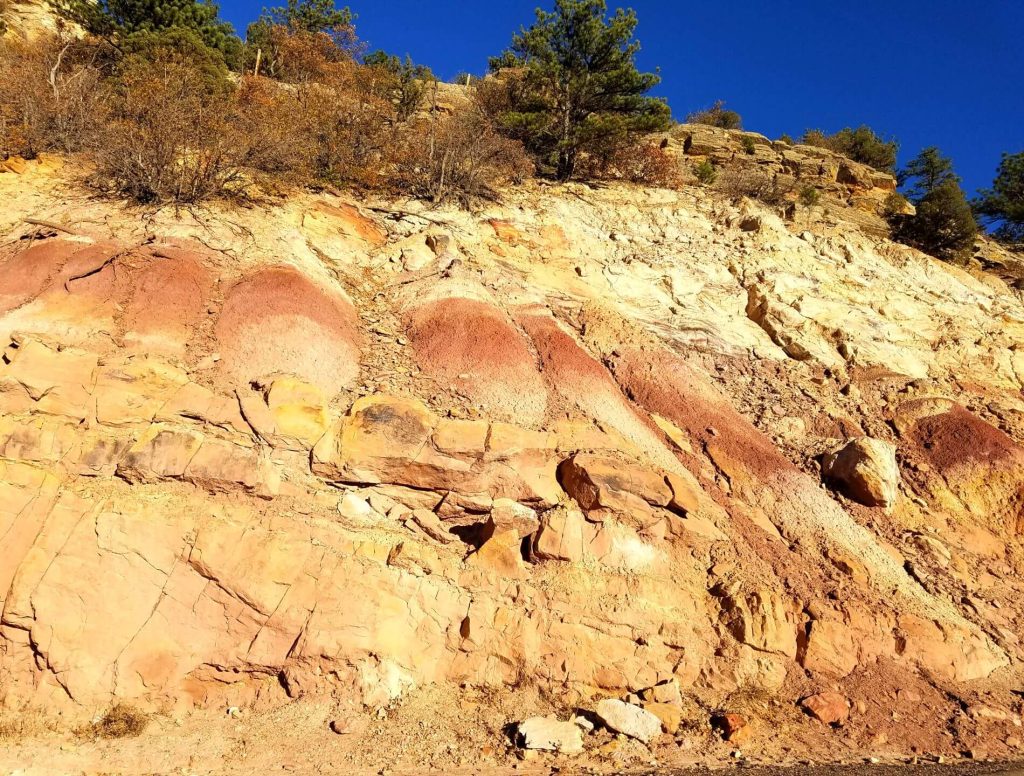 geology of Dinosaur Ridge